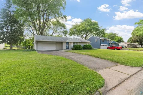 8528 S Columbus Avenue Bloomington MN 55420-2460