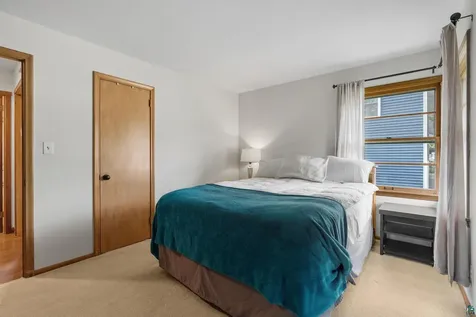 8528 S Columbus Avenue Bloomington MN 55420-2460