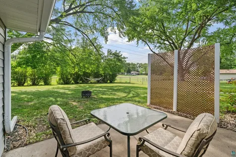 8528 S Columbus Avenue Bloomington MN 55420-2460
