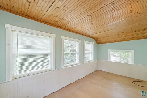 206 Carlton Avenue Cloquet MN 55720