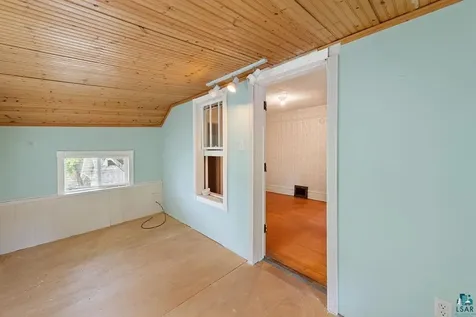 206 Carlton Avenue Cloquet MN 55720