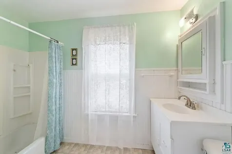206 Carlton Avenue Cloquet MN 55720