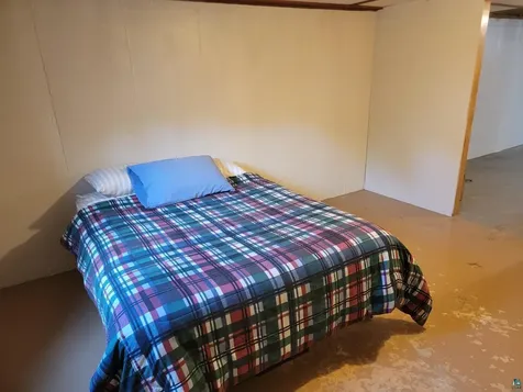 33 Evans Creek Silver Bay MN 55614