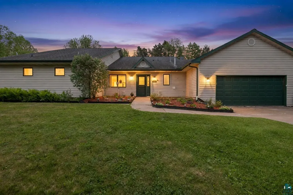 202 Prentice Heights Road Ashland WI 54806