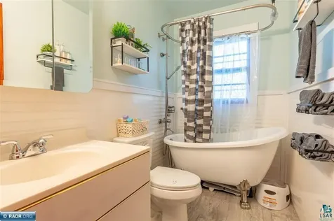 206 N 3rd Street Tower MN 55790
