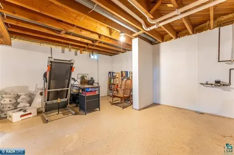 206 N 3rd Street Tower MN 55790