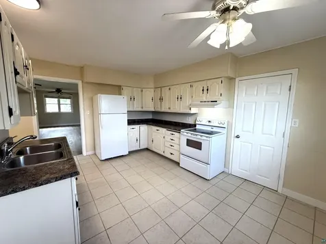 2715 E 3rd Street Superior WI 54880
