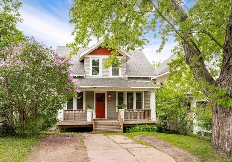 626 N 10th Avenue E Duluth MN 55805