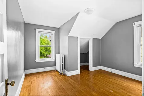 626 N 10th Avenue E Duluth MN 55805