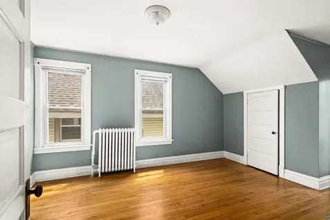 626 N 10th Avenue E Duluth MN 55805