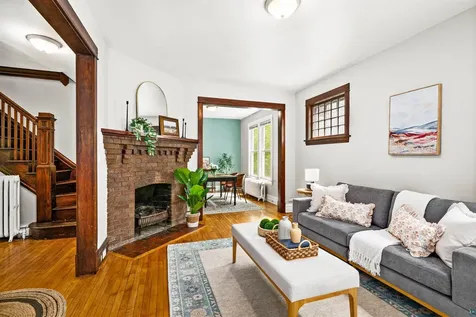 626 N 10th Avenue E Duluth MN 55805