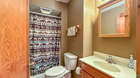 190 White Sky Trail Lutsen MN 55612