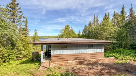 190 White Sky Trail Lutsen MN 55612