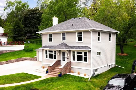 2701 E 2nd Street Duluth MN 55812