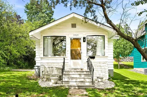 5325 Oakley Street Duluth MN 55804