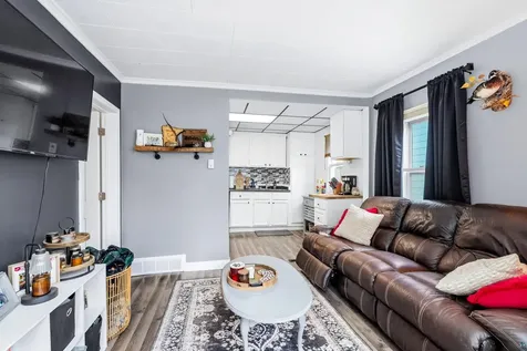5325 Oakley Street Duluth MN 55804
