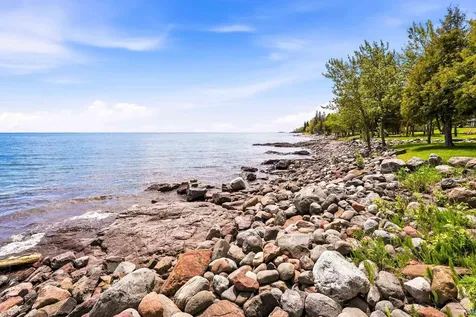 596 Larsmont Way Two Harbors MN 55616