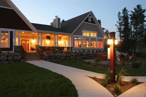 596 Larsmont Way Two Harbors MN 55616
