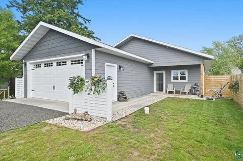 2213 Oakes Avenue Superior WI 54880