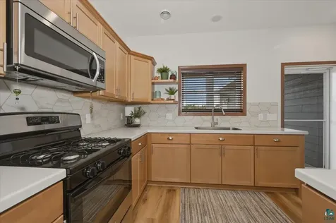 2213 Oakes Avenue Superior WI 54880