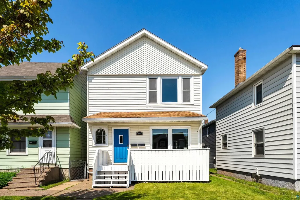 1305 Hammond Avenue Superior WI 54880