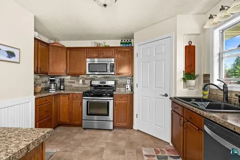 13 James Road Silver Bay MN 55614