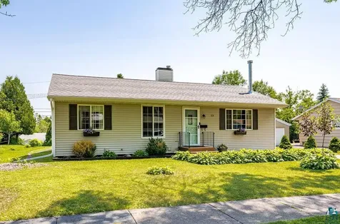 13 James Road Silver Bay MN 55614