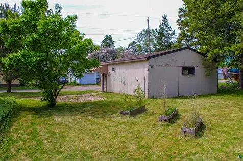 423 E 38th Street Hibbing MN 55746