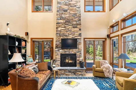 1759 Silver Cliff Lane Two Harbors MN 55616