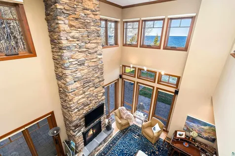 1759 Silver Cliff Lane Two Harbors MN 55616
