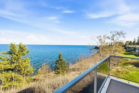 1759 Silver Cliff Lane Two Harbors MN 55616