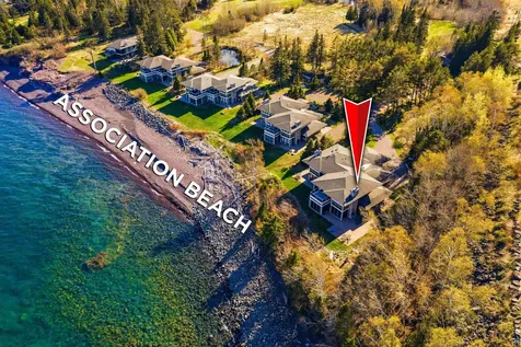 1759 Silver Cliff Lane Two Harbors MN 55616