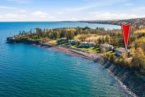 1759 Silver Cliff Lane Two Harbors MN 55616