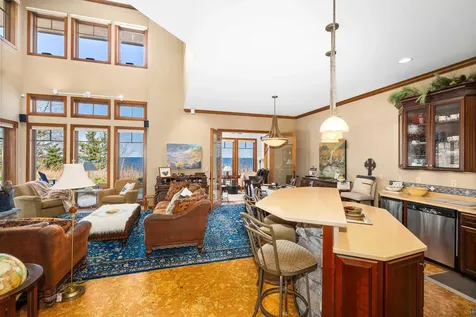 1759 Silver Cliff Lane Two Harbors MN 55616
