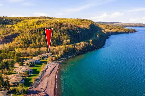 1759 Silver Cliff Lane Two Harbors MN 55616