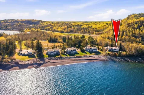 1759 Silver Cliff Lane Two Harbors MN 55616
