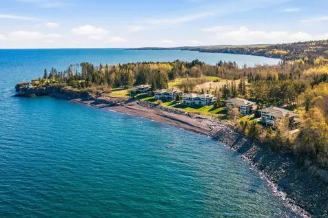 1759 Silver Cliff Lane Two Harbors MN 55616