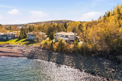 1759 Silver Cliff Lane Two Harbors MN 55616