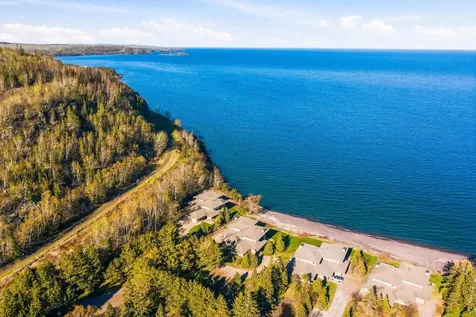 1759 Silver Cliff Lane Two Harbors MN 55616