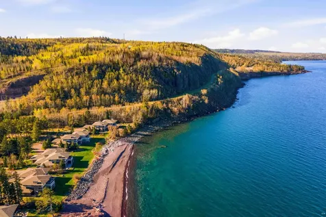 1759 Silver Cliff Lane Two Harbors MN 55616