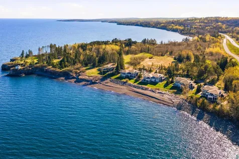 1759 Silver Cliff Lane Two Harbors MN 55616