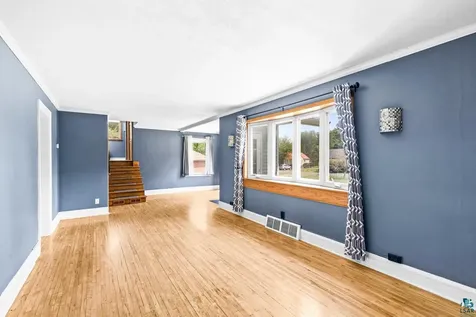 809 N Robin Avenue Duluth MN 55811