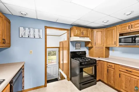 809 N Robin Avenue Duluth MN 55811
