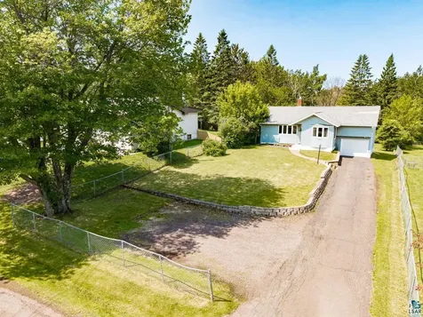 809 N Robin Avenue Duluth MN 55811