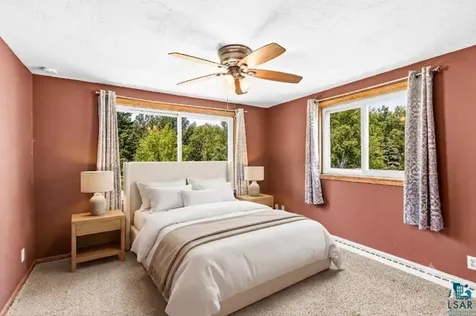 809 N Robin Avenue Duluth MN 55811