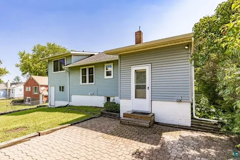 809 N Robin Avenue Duluth MN 55811