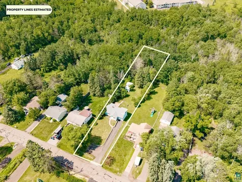 809 N Robin Avenue Duluth MN 55811