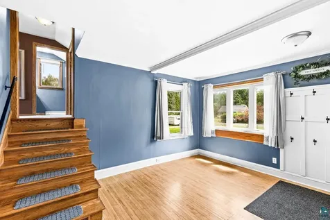 809 N Robin Avenue Duluth MN 55811