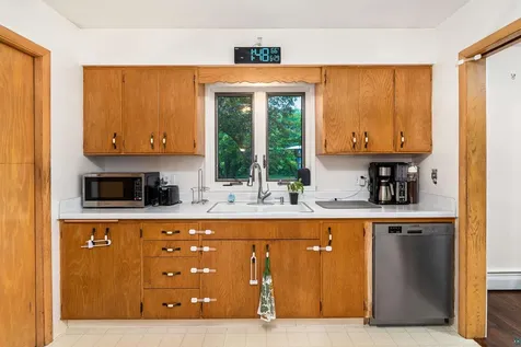 76 N 21st Street E Superior WI 54880
