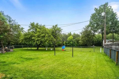 76 N 21st Street E Superior WI 54880